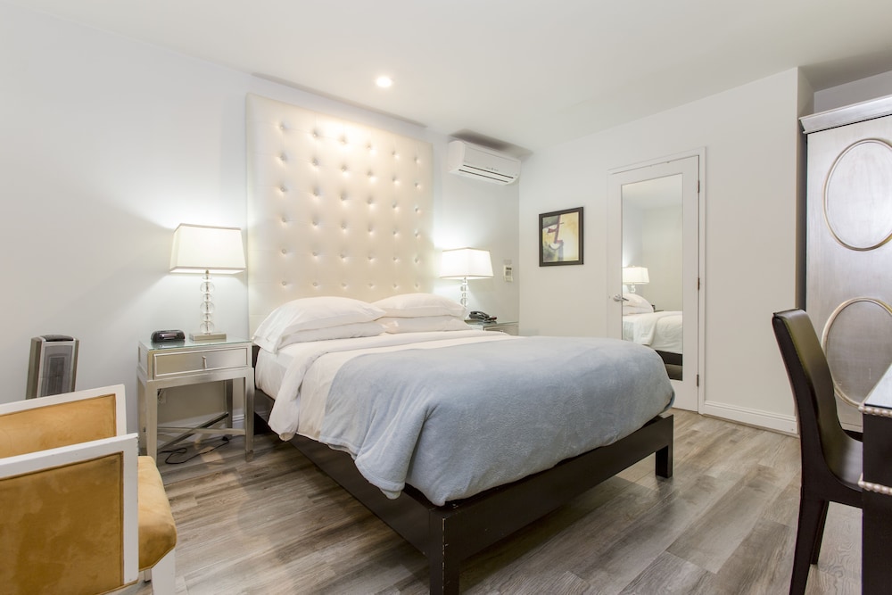 L.A. Sky Boutique Hotel - photo 15