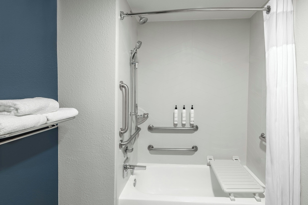 Fairfield Inn & Suites by Marriott San Francisco San Carlos - photo 33