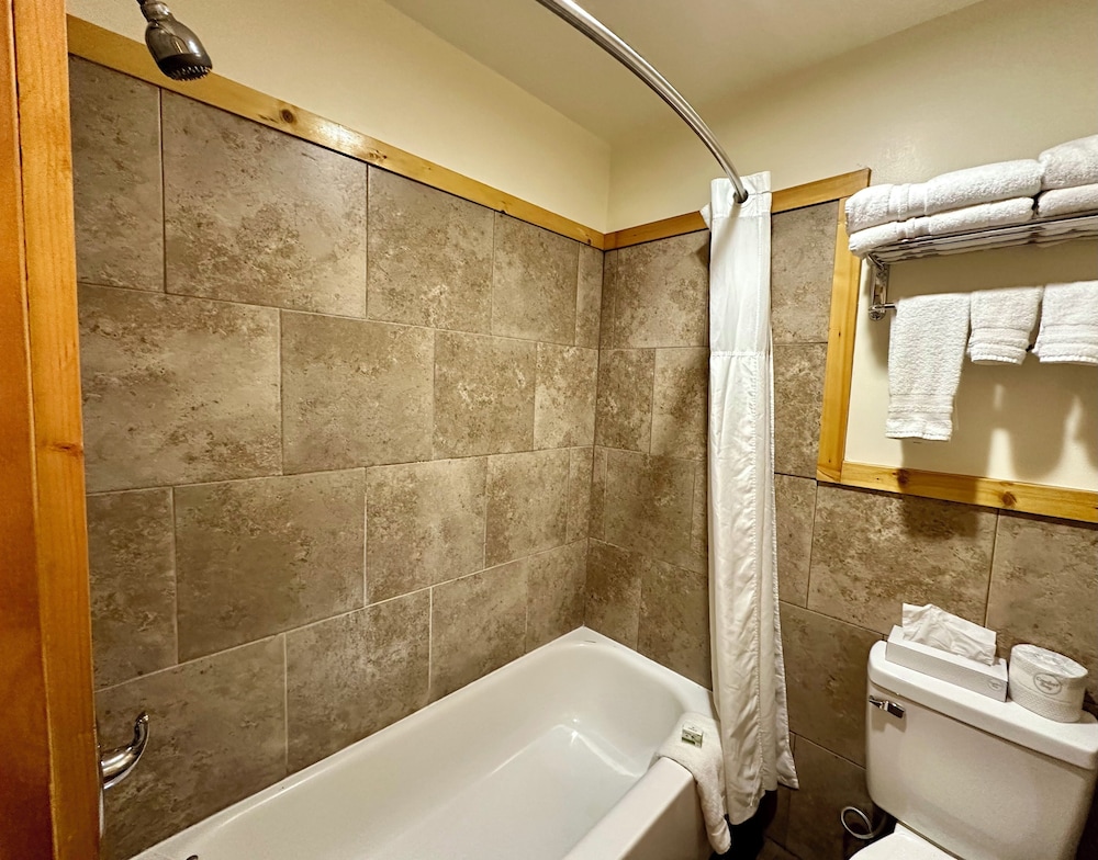 Americas Best Value Inn Wall - photo 75