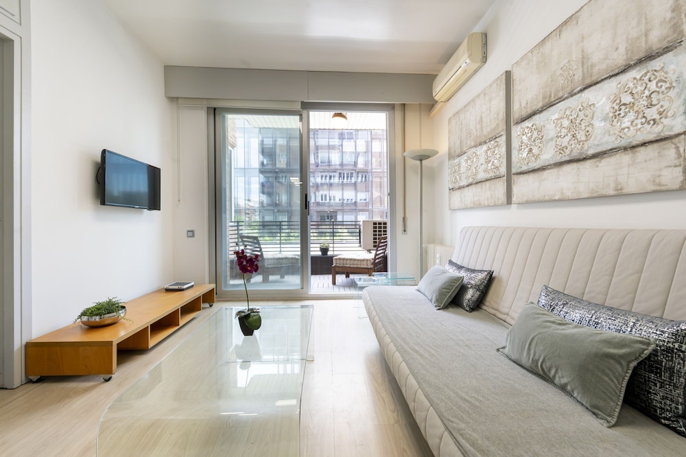 M Ore183 Piso de 1 Dormitorio con Terraza alquile Madrid hotel