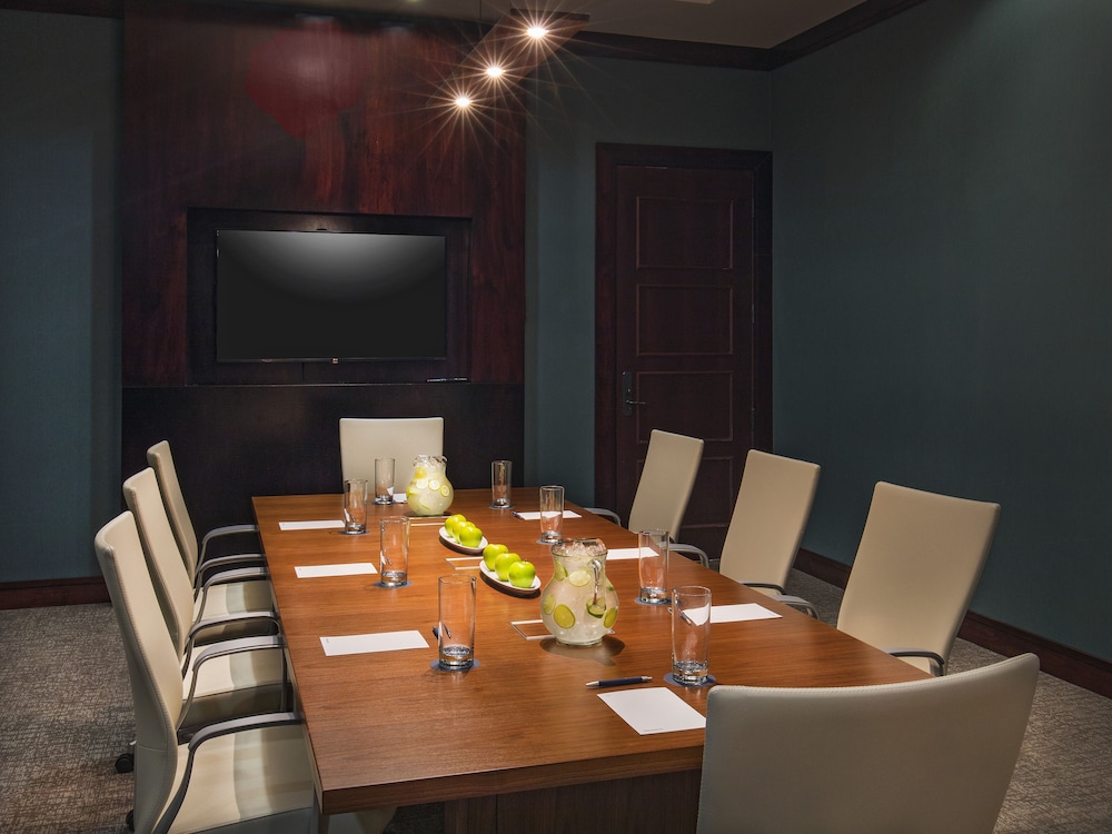 Sheraton Baltimore Washington Airport Hotel BWI - photo 42