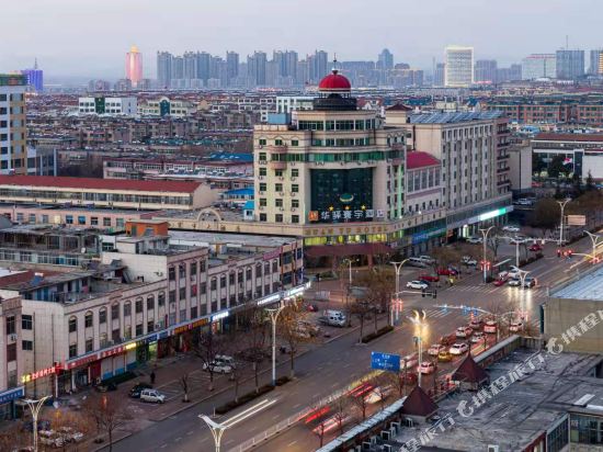 Yishui Huayi Huanyu Hotel in Yishui, People's Republic of China