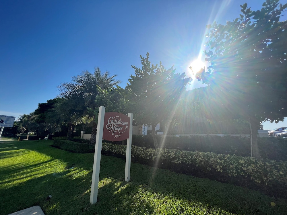 Gulfstream Manor - photo 12