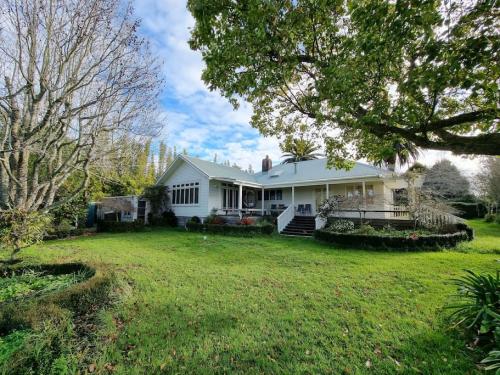 Country Garden Oasis With Parking And Wi Fi — Unknown City