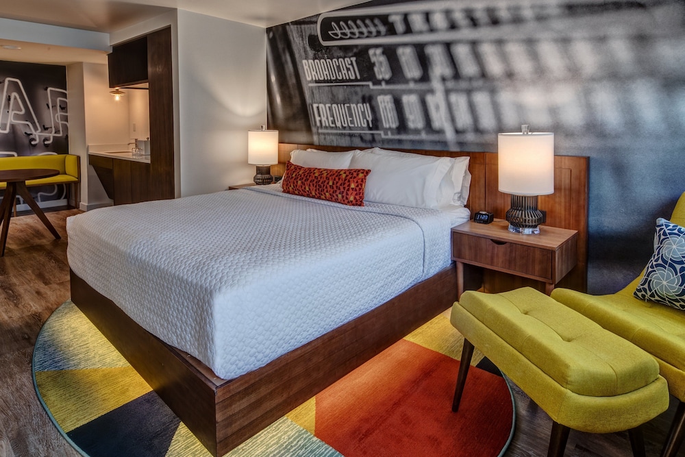 Hotel Indigo Memphis Downtown by IHG - photo 26