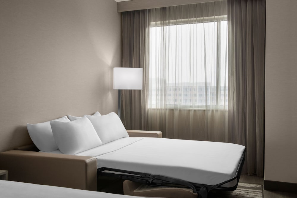 AC Hotel Pittsburgh Southpointe - photo 11