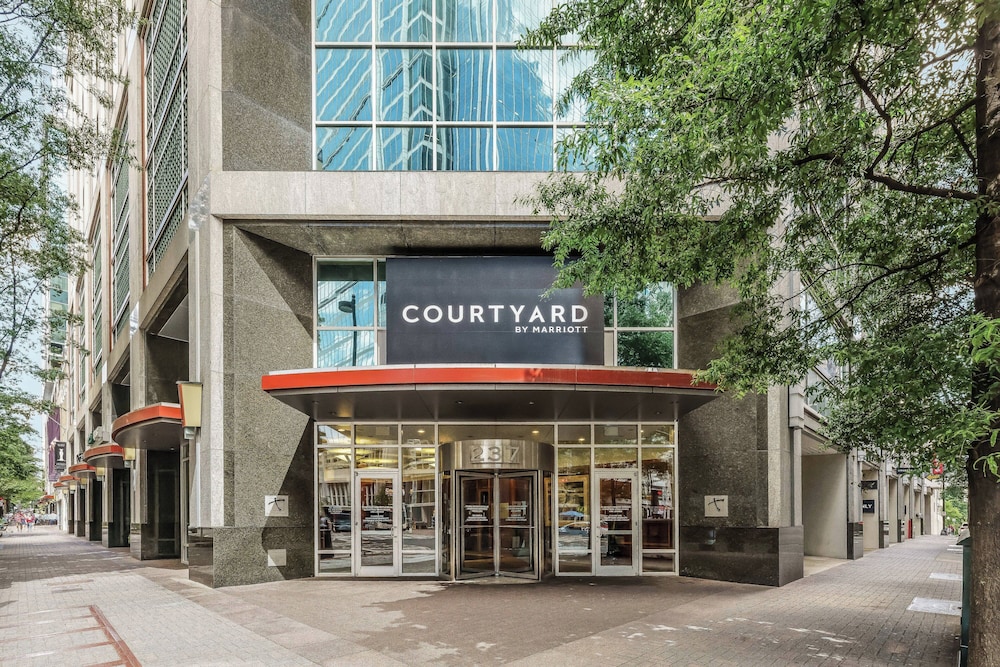 Courtyard by Marriott Charlotte City Center - photo 46