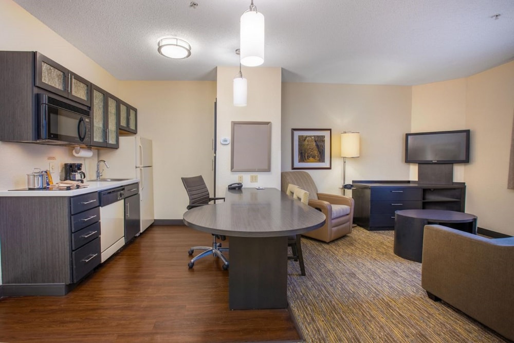 MainStay Suites Kansas City Overland Park - photo 11