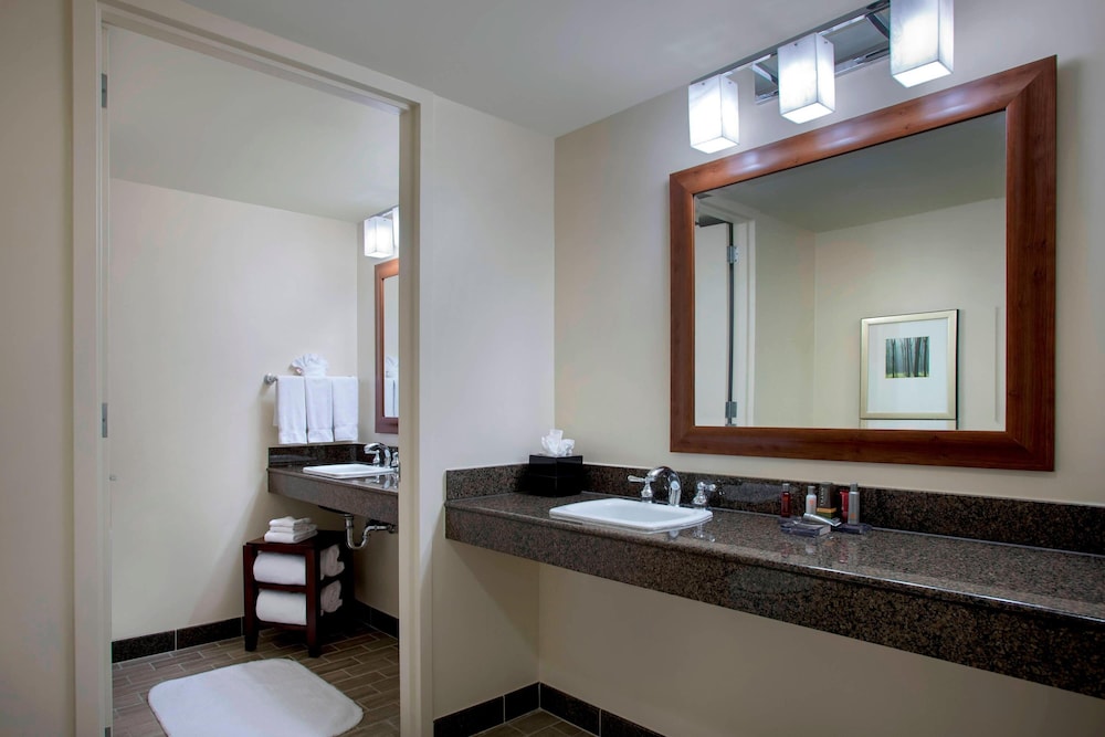 Princeton Marriott at Forrestal - photo 13
