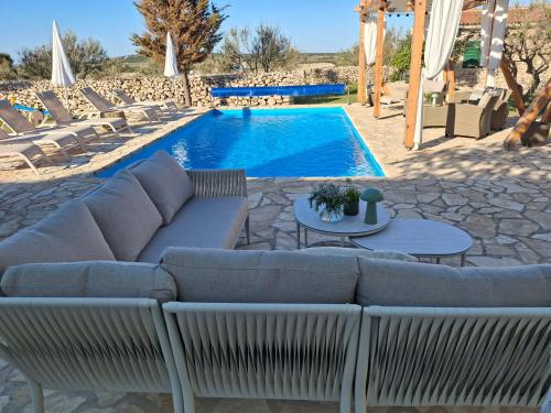 Opg Pelejs in Pag, Croatia