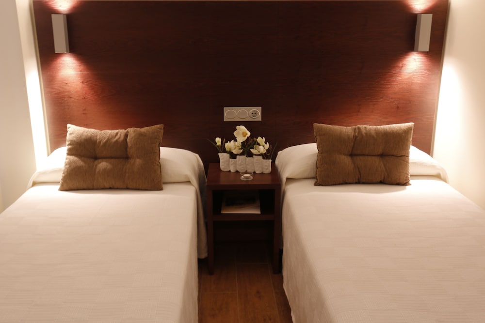 Hotel Rural Arroyo la Plata by Bossh Hotels in Jerez De Los Caballeros, Spain