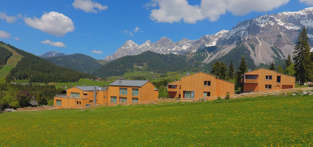 Rittis Alpin Chalets Dachstein — 4-Star Luxury Hotel in Ramsau Am Dachstein, Austria