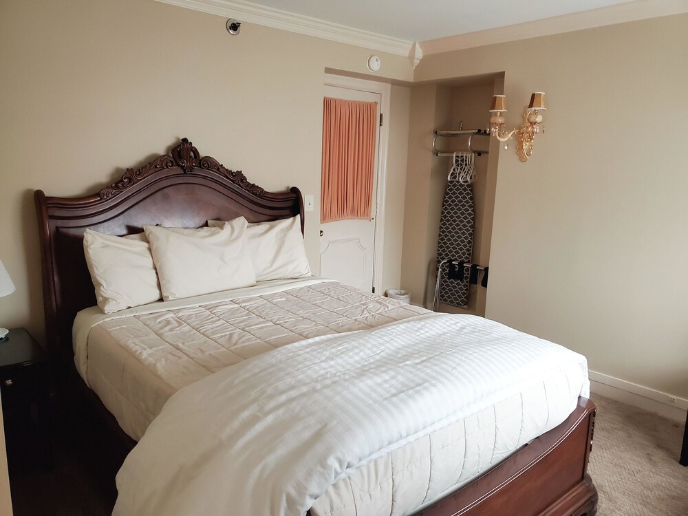 Lowell Inn - photo 105