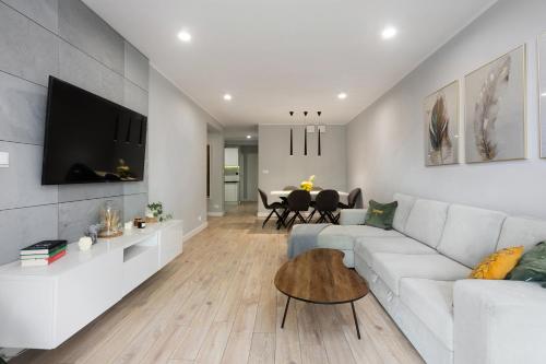 Zlota Jesien apartment by NEARTO PL — 4-Star Luxury Hotel in Krakow, Poland