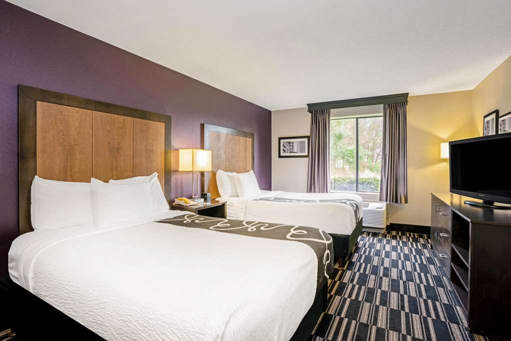 La Quinta Inn Suites Houston North Spring - photo 20