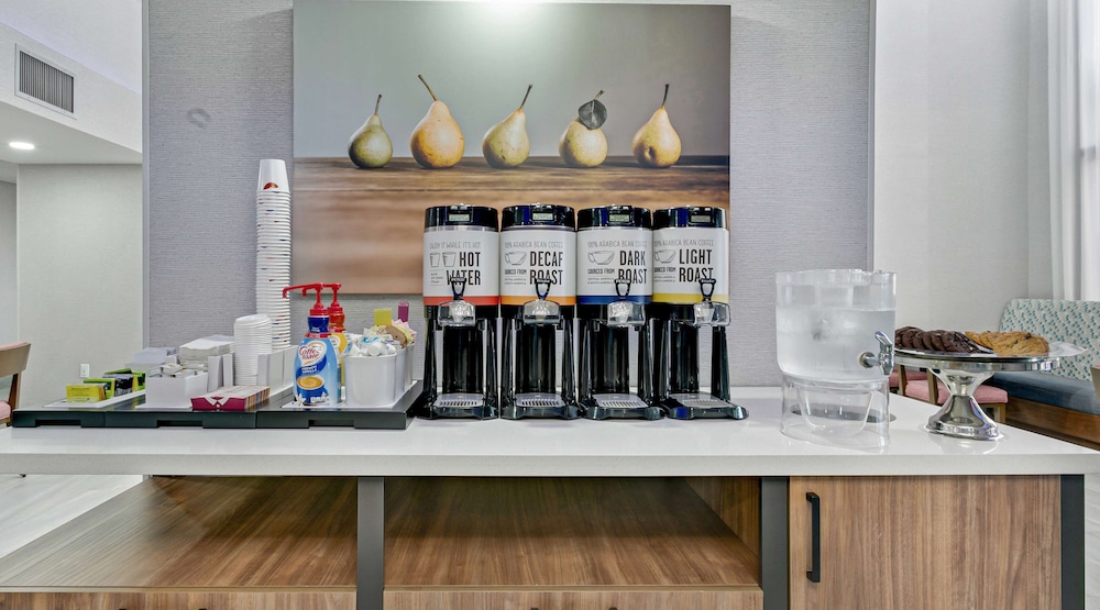 Hampton Inn Houston Pearland - photo 47
