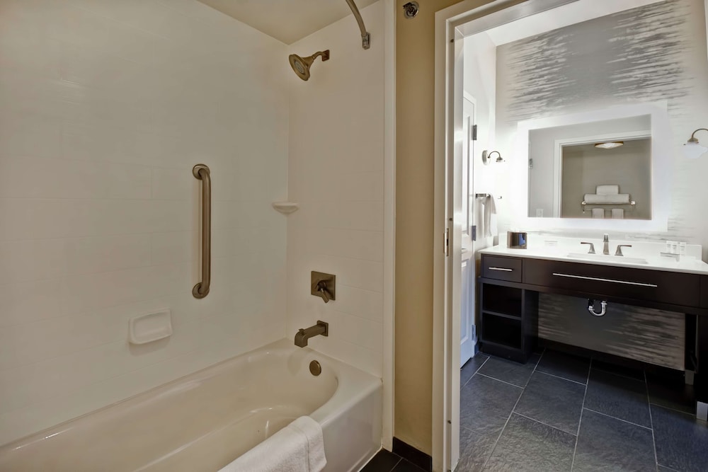 Homewood Suites by Hilton Dallas Arlington South - photo 31