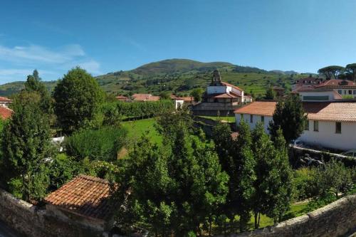 Amplio Y Centrico Piso Con Buenas Vistas En Selaya — Selaya