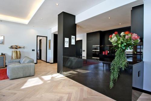 Crayfish Penthouse The Onyx Cape Town