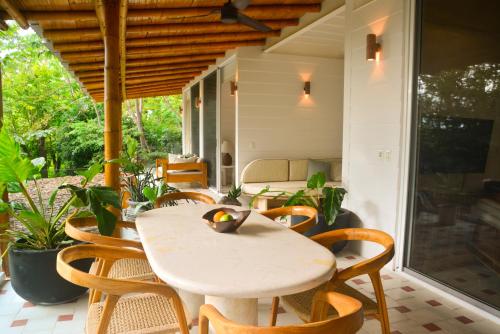 Tree NestNido 2 Ocean view 5 min walk to beac — 4-Star Luxury Hotel in Nicoya, Costa Rica