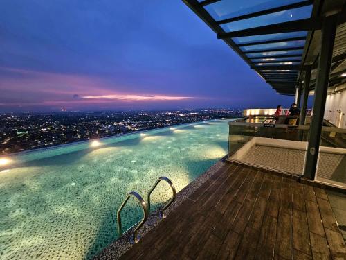 The Quartz Residence Melaka — 4-Star Luxury Hotel in Malacca, Malaysia