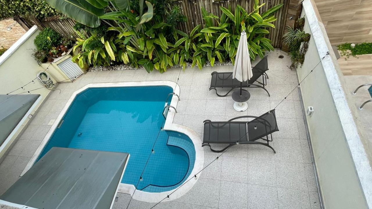 Refúgio em Juquehy no centro a poucos metros do mar com piscina privativa aquecida in Sao Sebastiao, Brasil