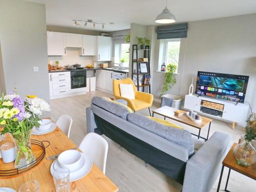 Sunny Apartment 10mins to Coop Arena Pass the Keys — 4-Star Luxury Hotel in Manchester, United Kingdom