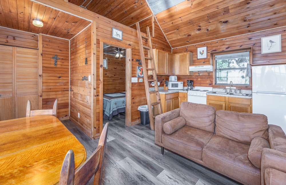Walnut Canyon Cabins - photo 46