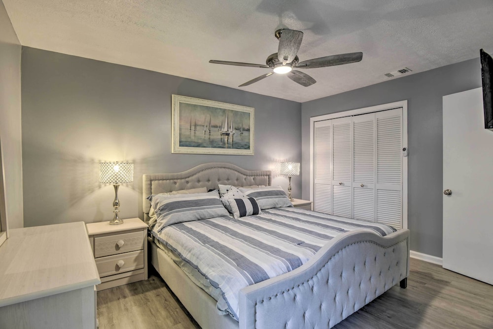 Updated PCB Resort Townhome Walk to Beach - photo 18