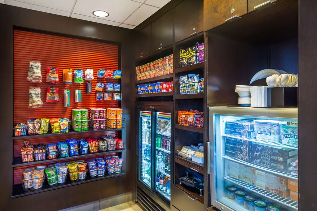 Comfort Inn & Suites Logan International Airport - photo 29