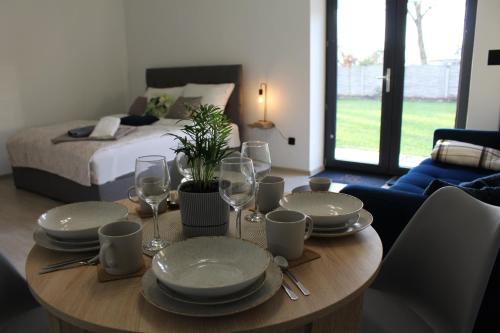 Ambasada Zieleni 21095786 — Uniejow