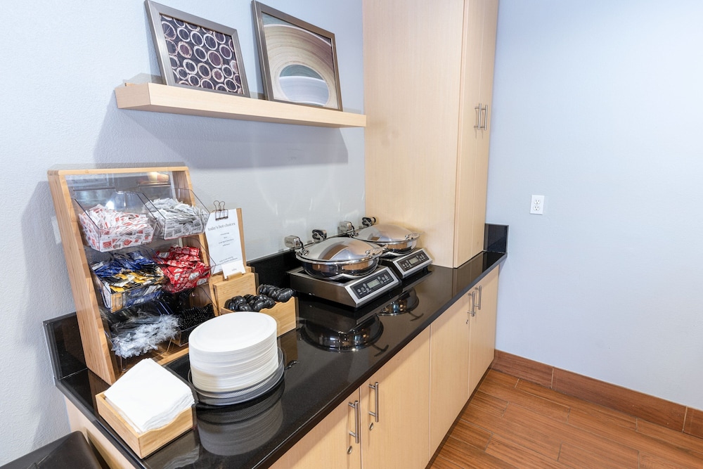 Towneplace Suites Fredericksburg - photo 32