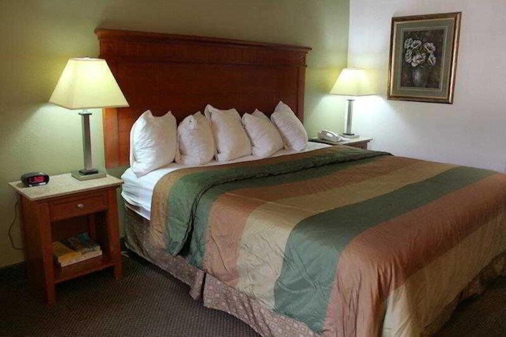 Best Western Music City Inn - photo 20