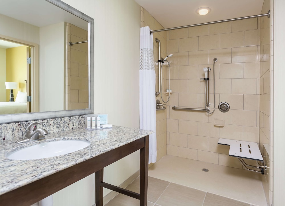 Hampton Inn & Suites San Bernardino - photo 19