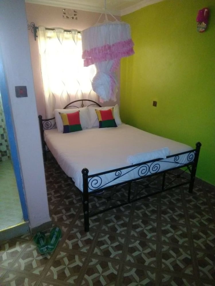 Vatican City Resort — Siaya — photo 5