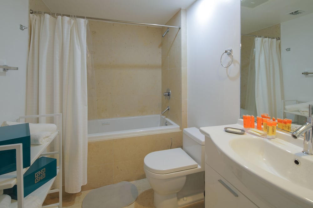 Icon Brickell Downtown W Miami Suites - photo 15