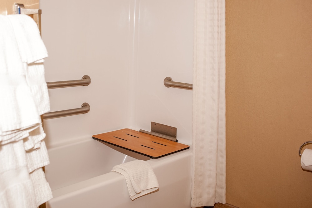 Candlewood Suites Logan an IHG Hotel - photo 4