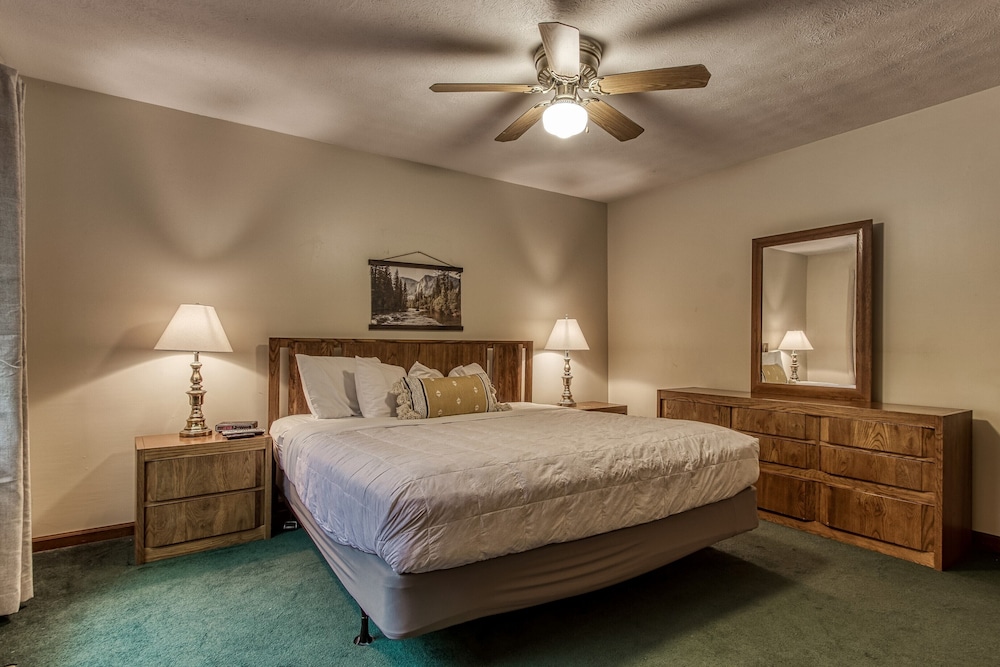 Pinecrest Townhomes - photo 13