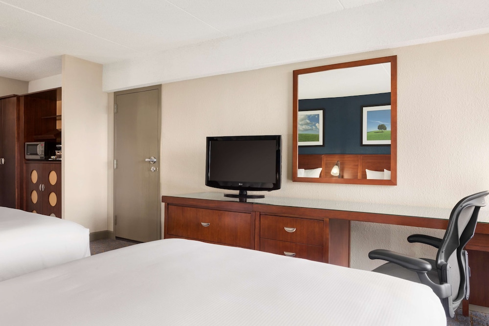 DoubleTree by Hilton Dallas DFW Airport North - photo 10