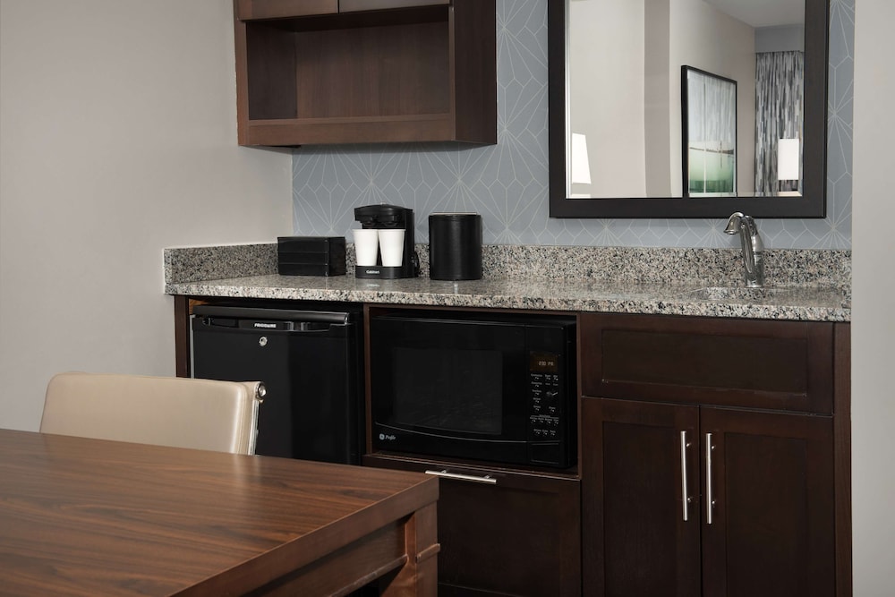 Embassy Suites Springfield - photo 15