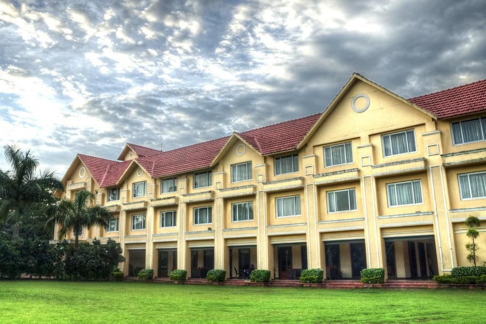Country Roads — hotel in Kolkata