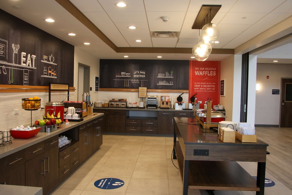 Hampton Inn & Suites Olean - photo 58