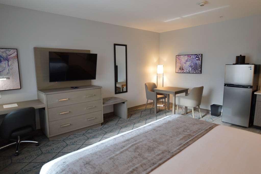 Best Western Plus Executive Residency Oklahoma City I 35 - photo 25