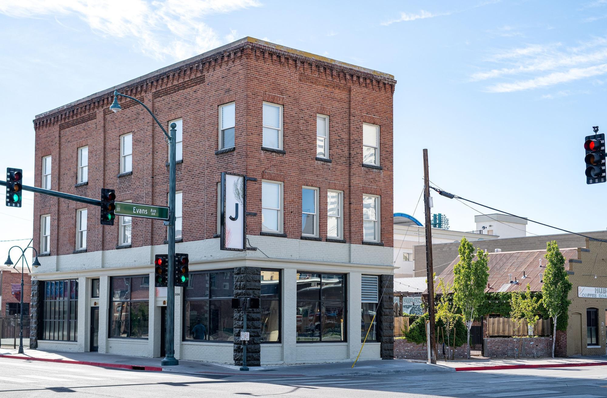 The Jesse Hotel & Bar in Reno, United States