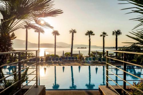 Apartments in Manerba del Garda 22047 — 4-Star Luxury Hotel in Manerba Del Garda, Italy