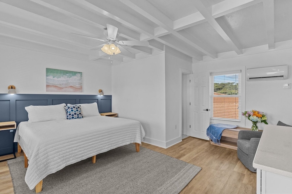 The Beach House at Oak Island by Carolina Resorts - photo 9