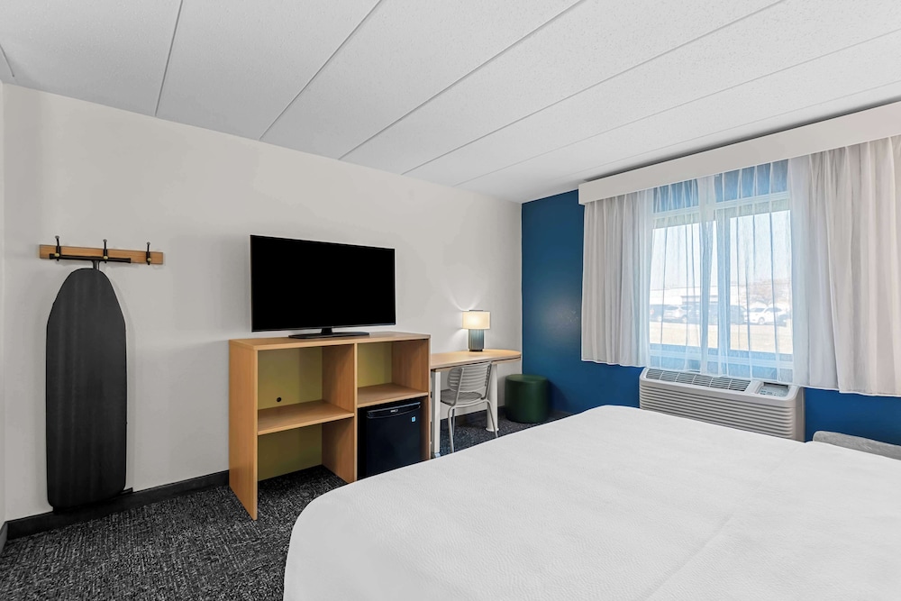 Spark by Hilton Cedar Falls - photo 10