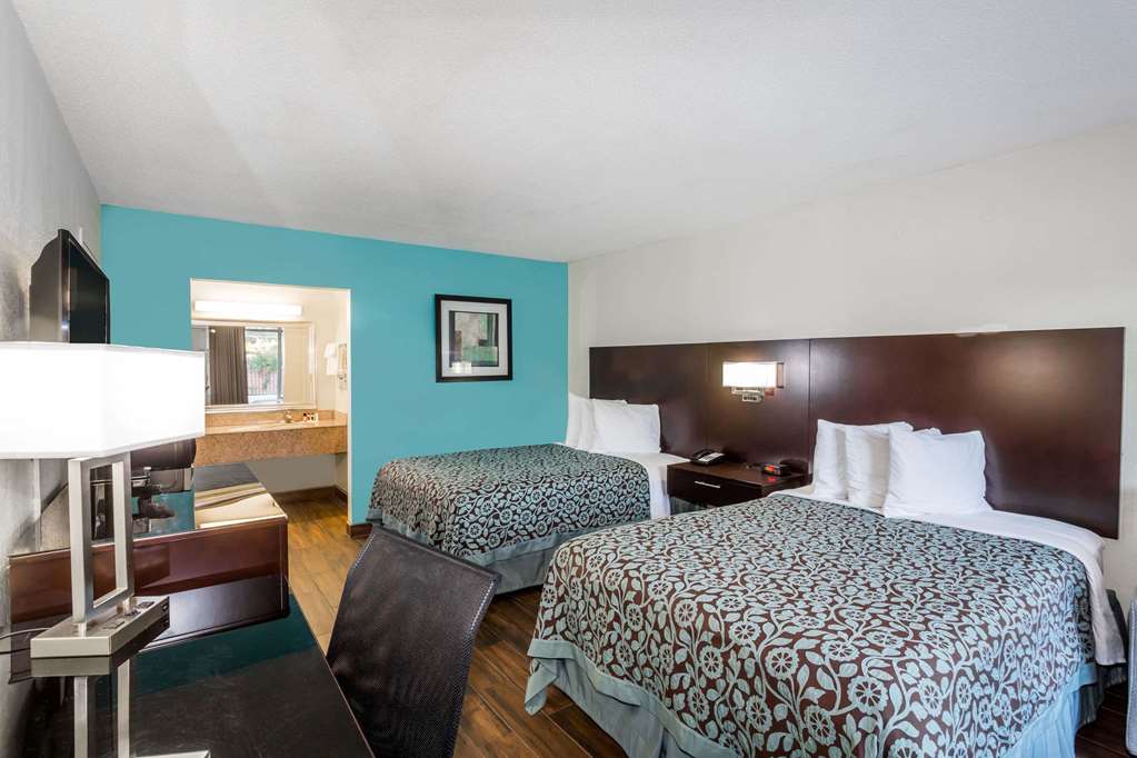 Days Inn by Wyndham Melbourne - photo 13