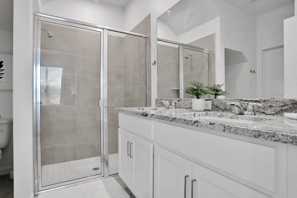 2382zbp Solara Resort 5 Bedroom Townhouse by RedAwning - photo 33