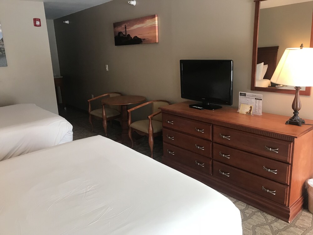 The Admiral's Inn Resort - photo 12